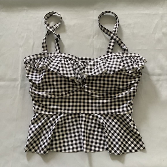 Torrid Tank - Picture 2 of 10